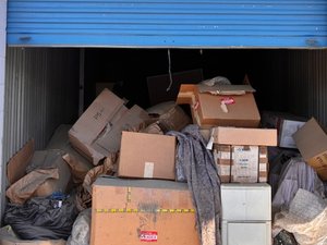 10 x 20 storage unit in I Lancaster, CA