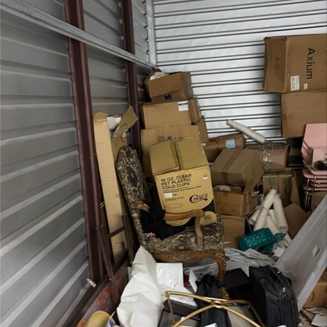 10 x 20 storage unit in Dearborn, MI