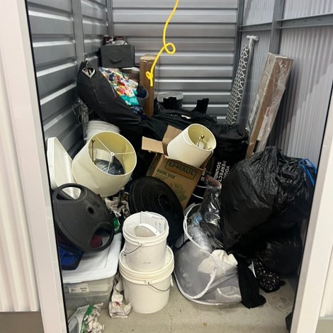 5 x 10 storage unit in Lansing, MI