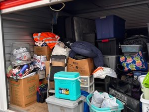 10 x 10 storage unit in Lansing, MI