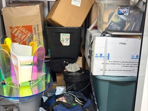 10 x 5 storage unit in Saginaw, MI