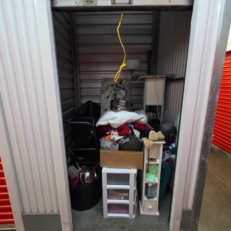 5 x 5 storage unit in Lansing, MI