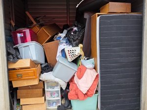 10 x 10 storage unit in Lansing, MI