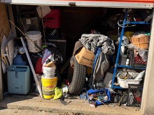 10 x 10 storage unit in Benton Harbor, MI