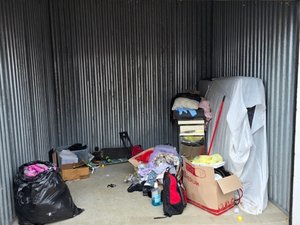 10 x 10 storage unit in Joseph Street Lansing, MI