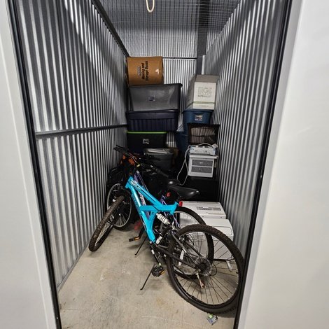 5 x 10 storage unit in Brockton, MA
