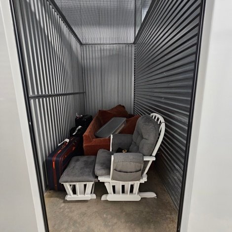 5 x 10 storage unit in Brockton, MA