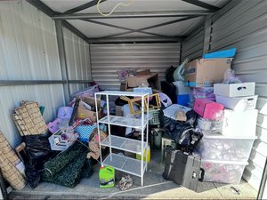 10 x 10 storage unit in Elk Grove, CA