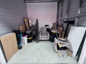 10 x 10 storage unit in Elk Grove, CA