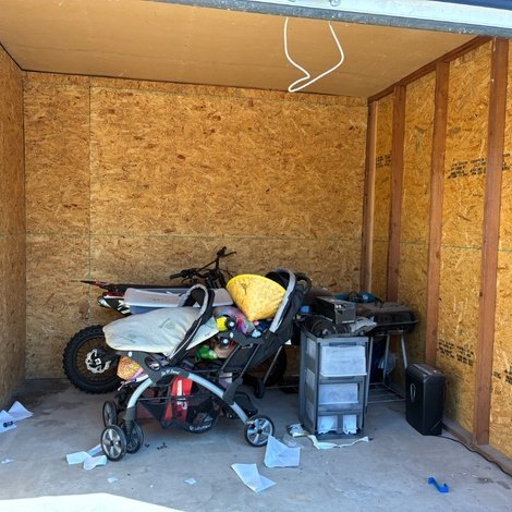 10 x 10 storage unit in Oklahoma City, OK