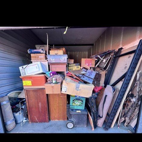 10 x 15 storage unit in Lodi, CA
