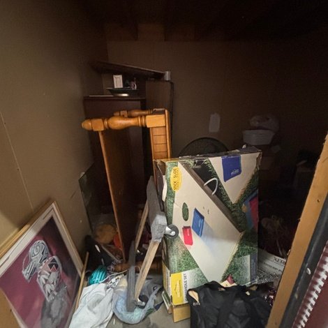 10 x 10 storage unit in Unknown, TX