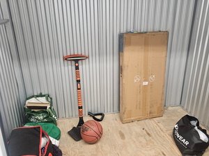 7 x 4 storage unit in Everett, MA