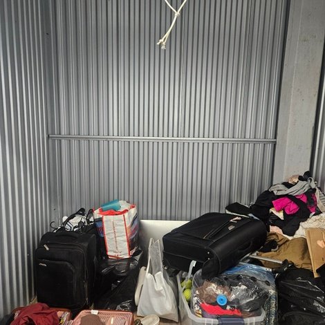 7 x 5 storage unit in Everett, MA