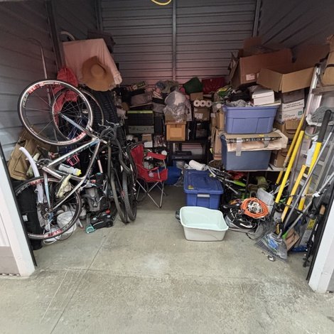 10 x 10 storage unit in Colorado Springs, CO