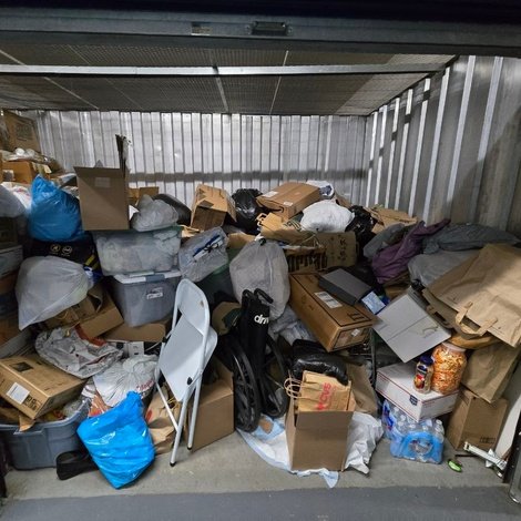 10 x 20 storage unit in Newton, MA