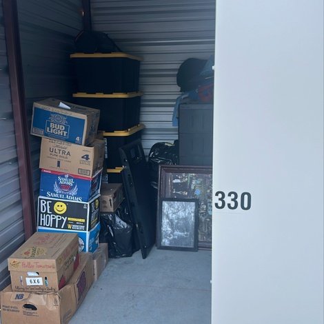 5 x 10 storage unit in Wales, MA