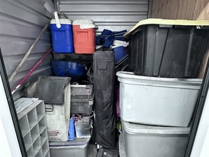 5 x 5 storage unit in Modesto, CA