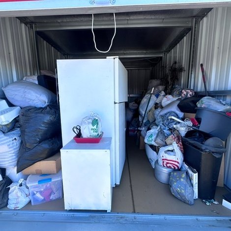 10 x 15 storage unit in Manteca, CA