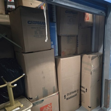10 x 10 storage unit in Newton, MA