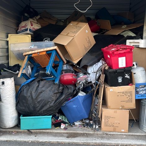 10 x 10 storage unit in Spokane, WA