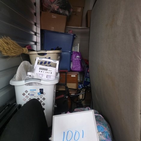 5 x 10 storage unit in Johnson City, TN