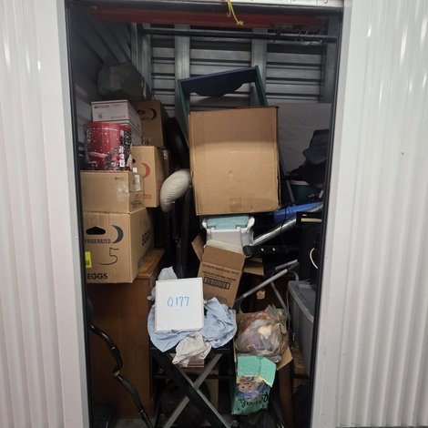 5 x 9 storage unit in Johnson City, TN