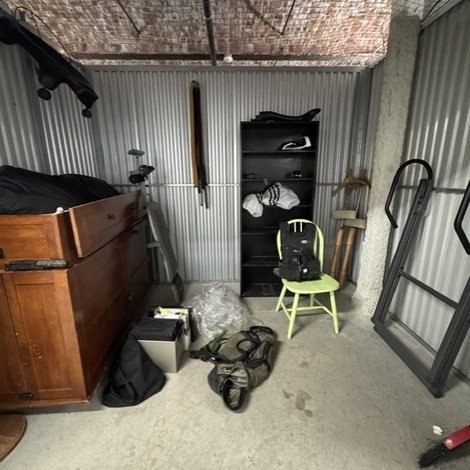 7 x 10 storage unit in Milton, MA