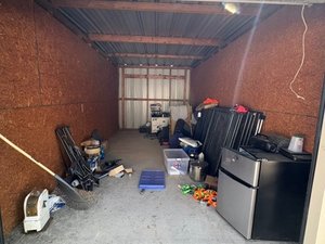 10 x 10 storage unit in Warrenville, SC