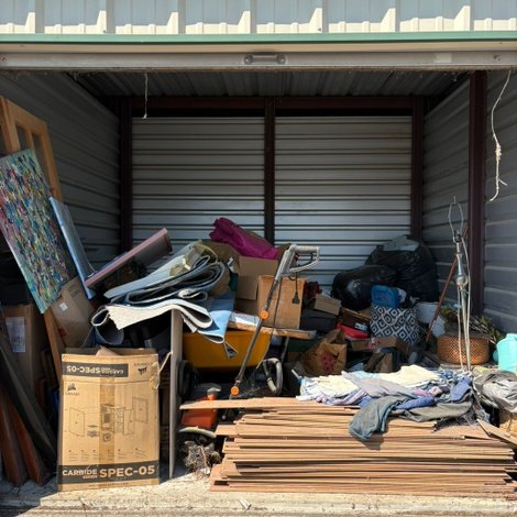 10 x 10 storage unit in Warrenville, SC