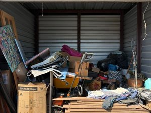 10 x 10 storage unit in Warrenville, SC