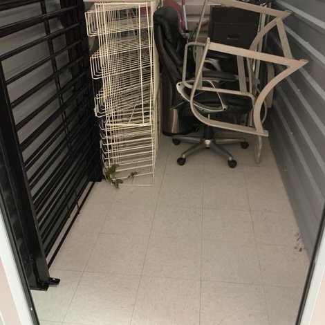 10 x 10 storage unit in SW Cedar Rapids, IA
