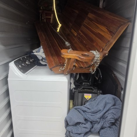 5 x 11 storage unit in Alcoa, TN