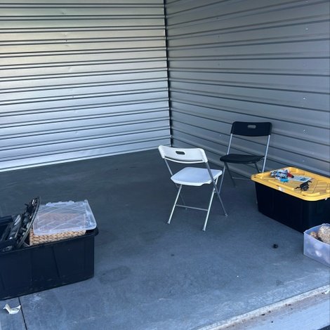 10 x 15 storage unit in Redding, CA