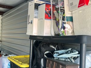 10 x 20 storage unit in Redding, CA