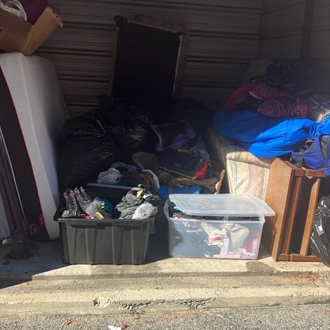 10 x 10 storage unit in Tallahassee, FL
