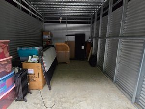 10 x 15 storage unit in Johnston, RI