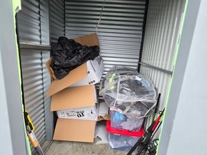 5 x 5 storage unit in Johnston, RI