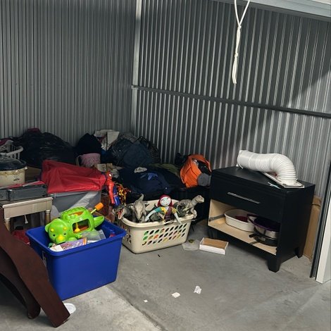 10 x 10 storage unit in Columbus, OH