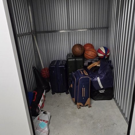 5 x 5 storage unit in Boston, MA