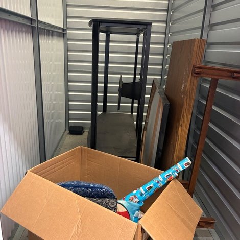 5 x 10 storage unit in Edmond, OK