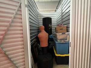 5 x 10 unit in Florence
