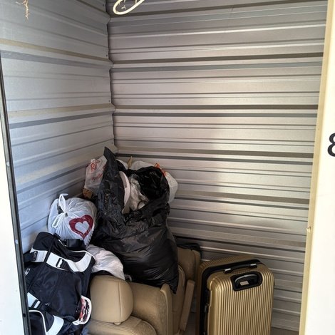 5 x 5 storage unit in Jacksonville, NC