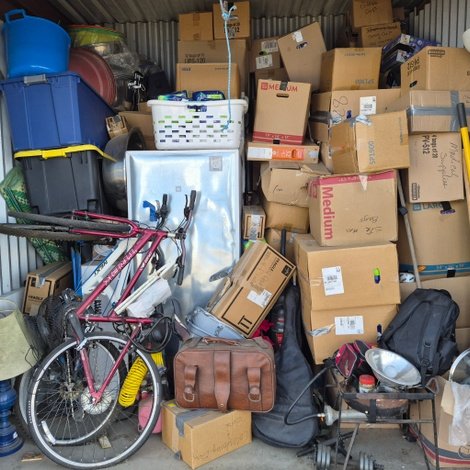 10 x 10 storage unit in Atwater, CA