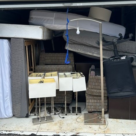 10 x 15 storage unit in Valley View, OH