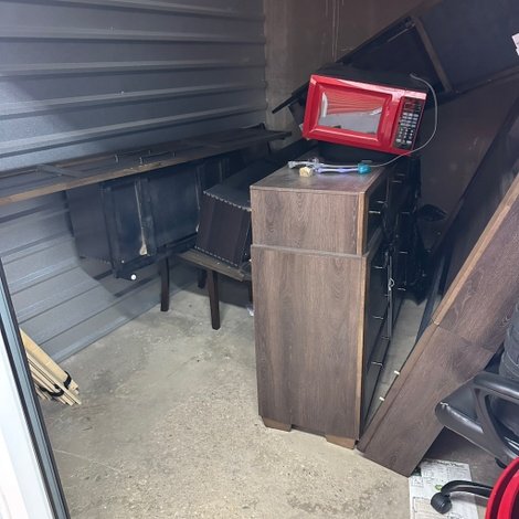 7 x 8 storage unit in Melrose Park, IL