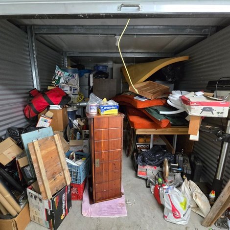 10 x 15 storage unit in Worcester, MA