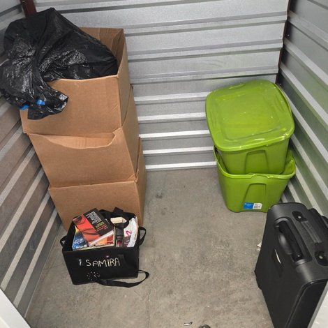 5 x 5 storage unit in Burlington, MA