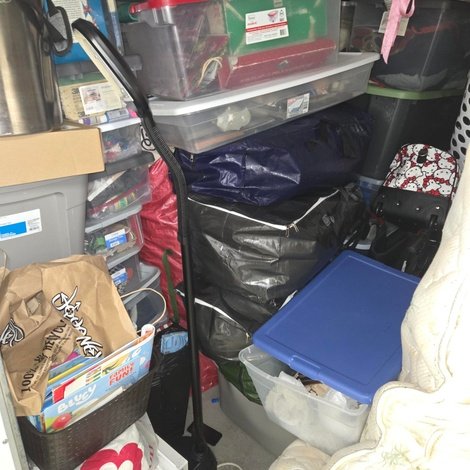 10 x 10 storage unit in Burlington, MA