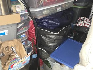 10 x 10 storage unit in Burlington, MA